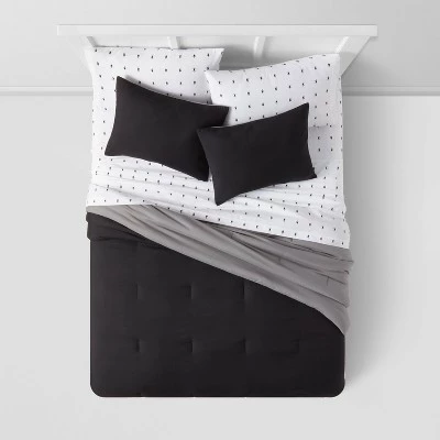 Solid Microfiber Reversible Comforter & Sheets Set - Room Essentials™ Blue/navy 2 Solid Microfiber Reversible Comforter & Sheets Set - Room Essentials™ Blue/navy - Image 2