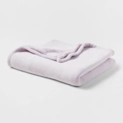 Solid Microfiber Reversible Decorative Bed Set with Throw - Room Essentials™ White -Room Essentials Sales Store GUEST 6e5014f7 164c 447c 8a93 208edb573118