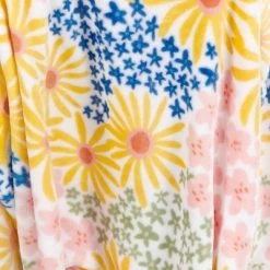 Printed Plush Floral Easter Throw Blanket - Room Essentials™ -Room Essentials Sales Store GUEST 798ddef1 e441 4aaa b10d 859a9af9ecc9