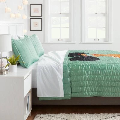Diverse Artist Series Puffs Quilt Sage Green - Room Essentials™