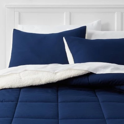 Standard Sherpa Washed Microfiber Comforter Sham - Room Essentials™ Black 1 Standard Sherpa Washed Microfiber Comforter Sham - Room Essentials™ Black